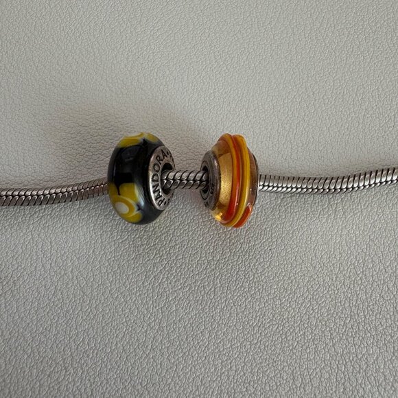 Pandora Orange Ribbon & Black/Yellow Flowers Murano Glass Bead Charm - Retired - Picture 1 of 7